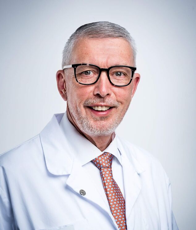 Medico Esperto di anestesia Daniel